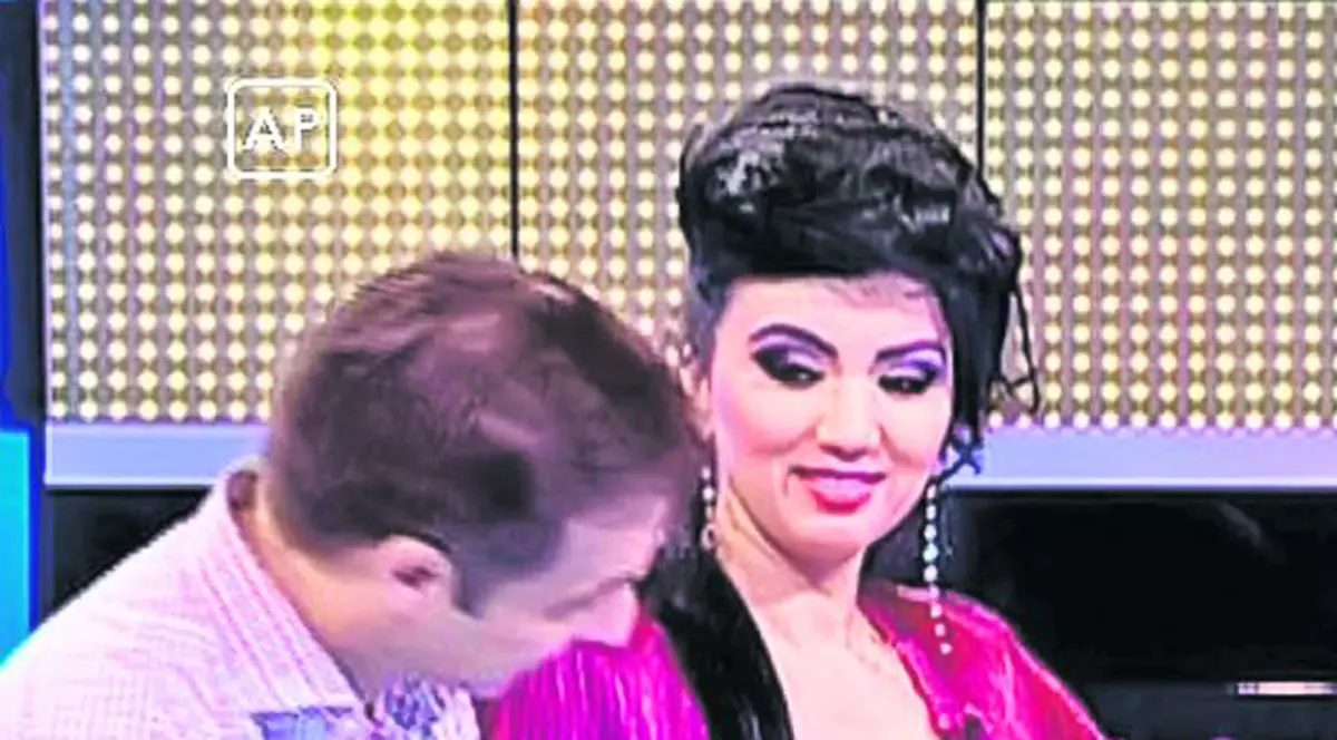 Prigoană nu i-a dat o «făcătură»! Adriana Bahmuţeanu a fost pusă de Dan Negru să demonstreze că are un inel cu diamant veritabil