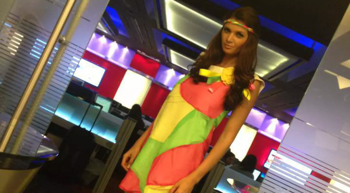 Ramona Gabor, "prinţesa" de Dubai, la serviciu