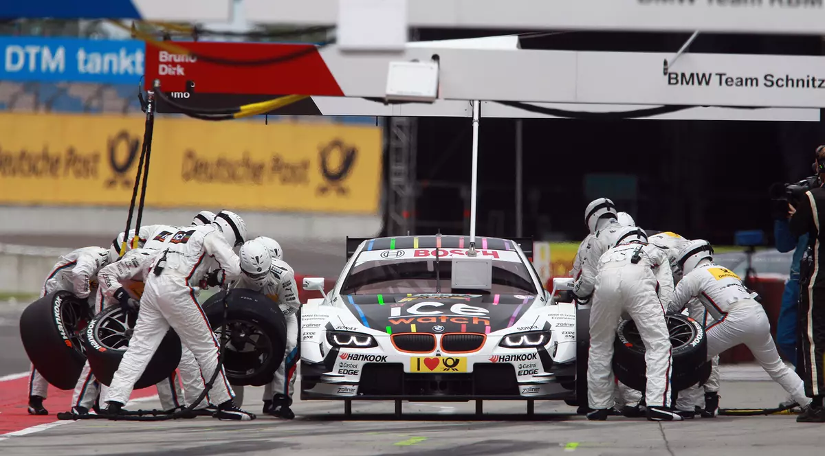 Cursă dezamăgitoare pentru BMW la Lausitzring - Spengler a obţinut şase puncte în clasamentul piloţilor