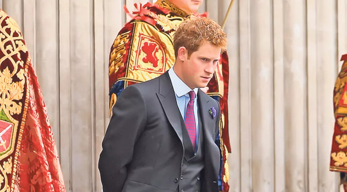 Prinţul Harry a sărit în apărarea unui camarad homosexual