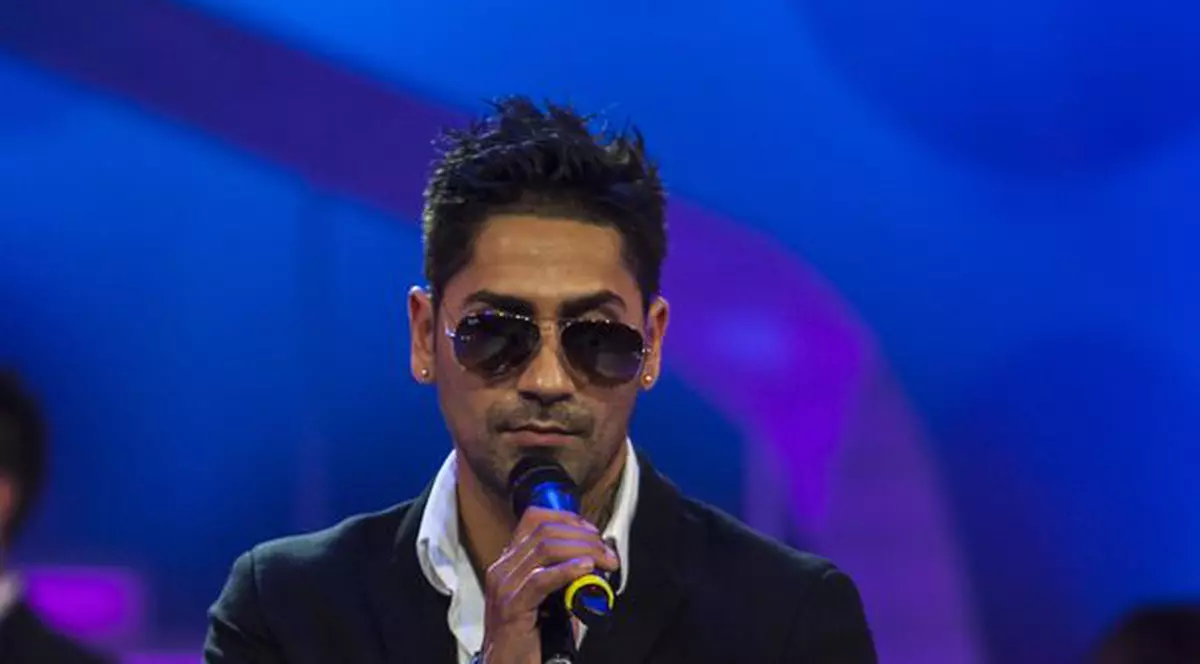 Ce SURPRIZĂ i-au pregătit ANDRA ŞI MĂRUŢĂ lui CONNECT-R