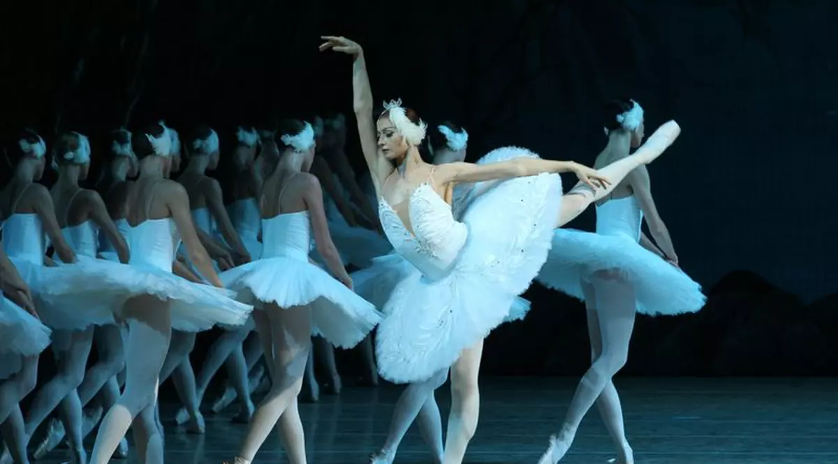 Lacul Lebedelor, transmis în format 3D