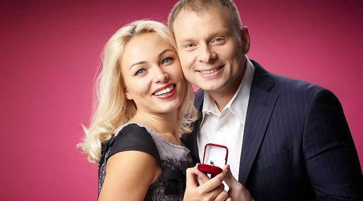 Ăsta-i topul celor mai neobişnuite 15 site-uri de matrimoniale. Iubitorii de scutece şi de mustăţi sunt printre clienţi