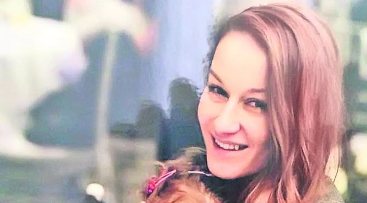 Adio, România! Raluca Sandu se stabileşte cu fiica ei în Elveţia