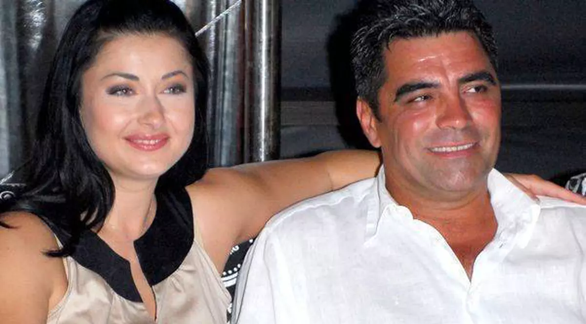 Gabriela Cristea şi Marcel Toader SUNT DESFIINŢAŢI de către un om din mass-media. "Cum să te desparți așa în public? Și pe bani! Ăștia-s niște nimeni."