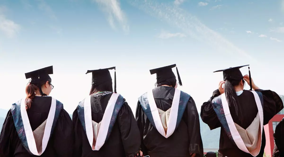 Ca să nu ajungă de la bal la spital