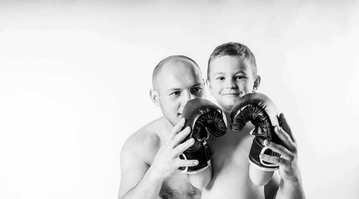 Fostul campion mondial la box profesionist, Adrian Diaconu, vrea să devină promotor pentru propriul fiu