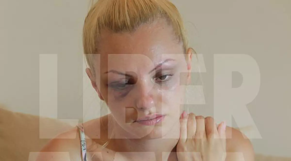 Presa internaţională VUIEŞTE! Alexandra Stan, în paginile marilor publicaţii!