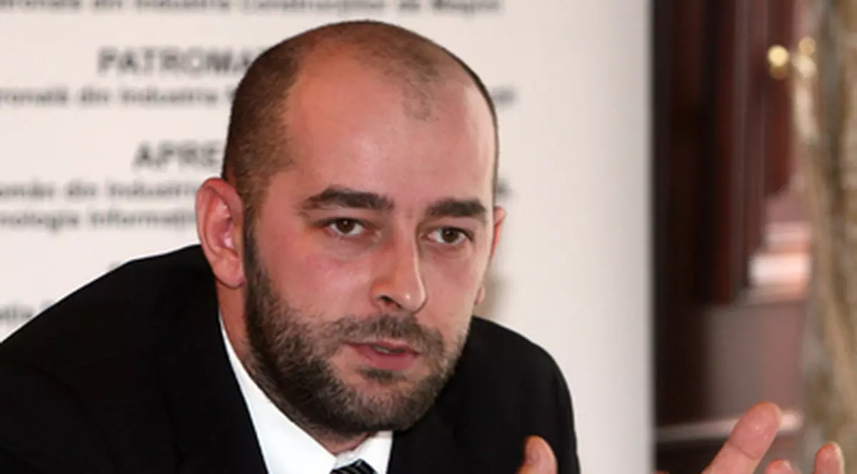 ”Atestatele pentru şoferii de autocare se dau pe bani. Accidente s-ar putea produce zilnic!” Vezi cine zice asta 