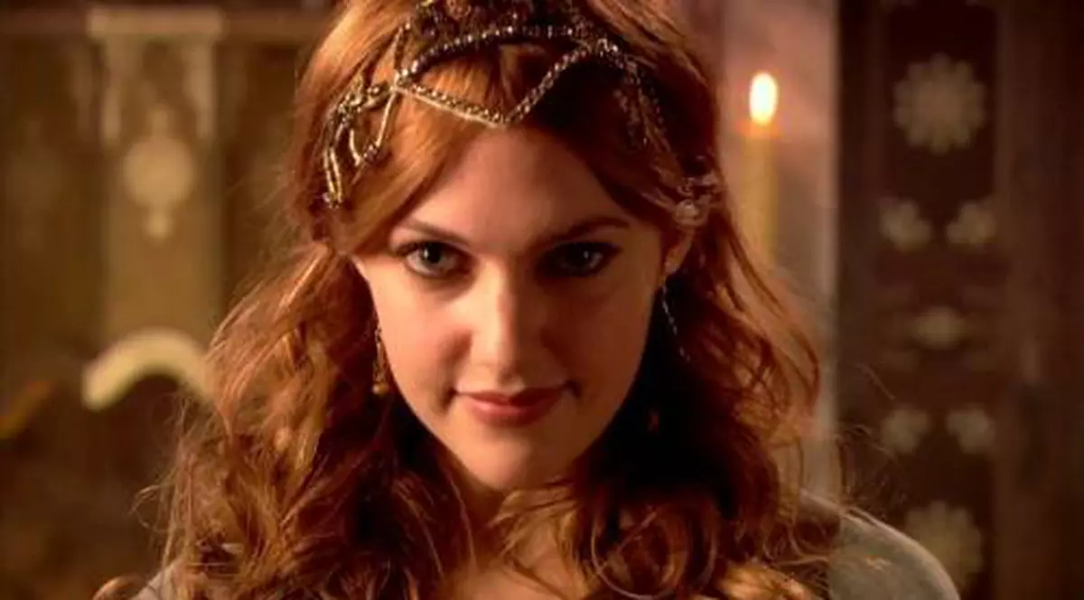 UITE-O pe actrița care A ÎNLOCUIT-O PE MERYEM UZERLY! Ea este NOUA HURREM ÎN ”SULEYMAN MAGNIFICUL!”