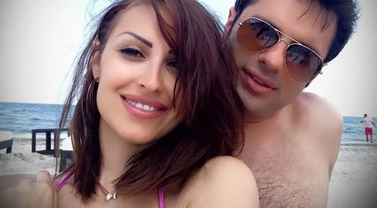 Roxana (ex Trident) şi Andrei Badiu, fericiţi la malul mării