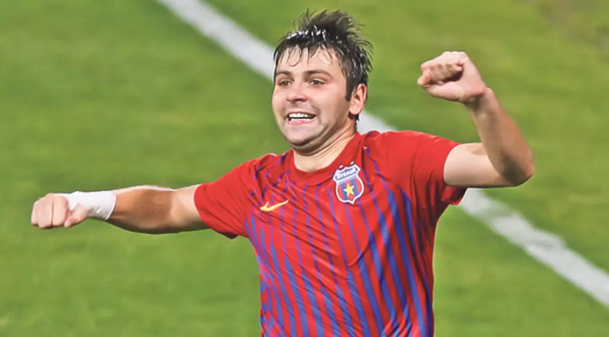 Pleacă Goleadorul! Atacantul Raul Rusescu, cel mai bun marcator al Stelei din sezonul trecut, va semna cu FC Sevilla