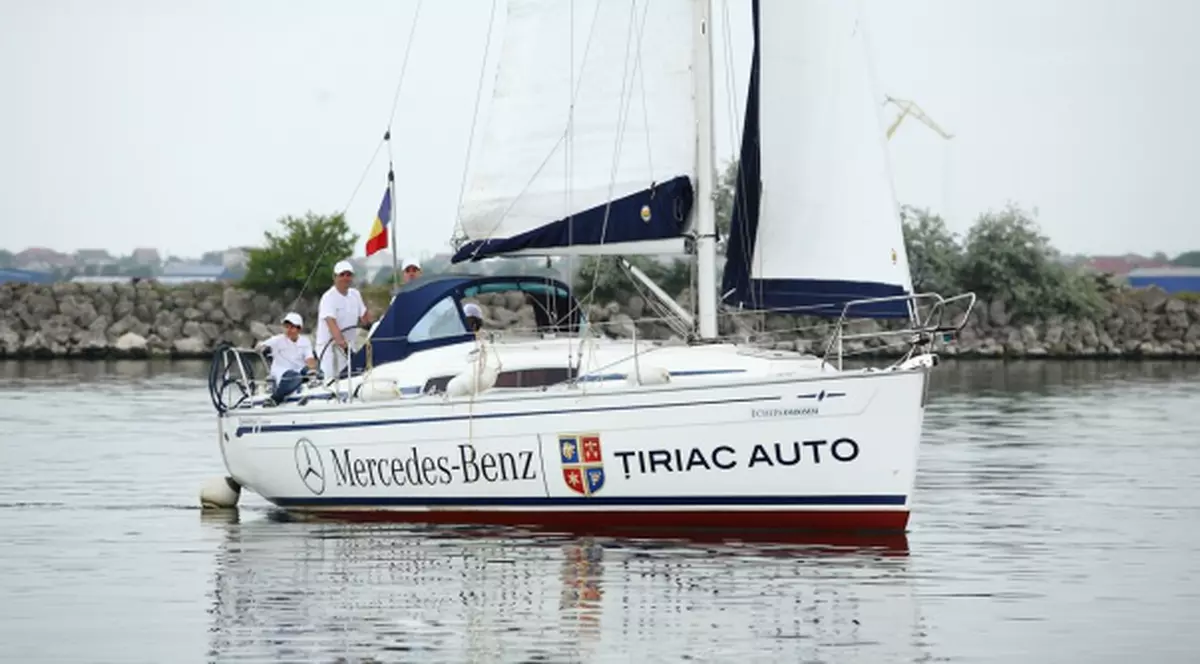 Lucian Mândruţă se mută pe... Mare