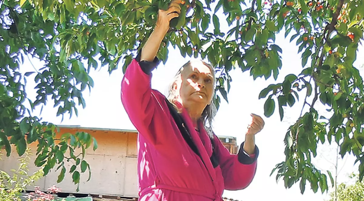 Zina Dumitrescu nu scapă de datoriile la azil