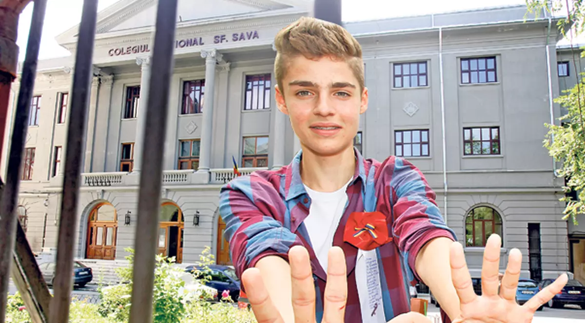 Cu o medie excelentă - 9,81 - , Petru Aniculoesei va învăţa la «ŞCOALA ELITELOR»: "Am intrat la cel mai tare liceu din ţară!"