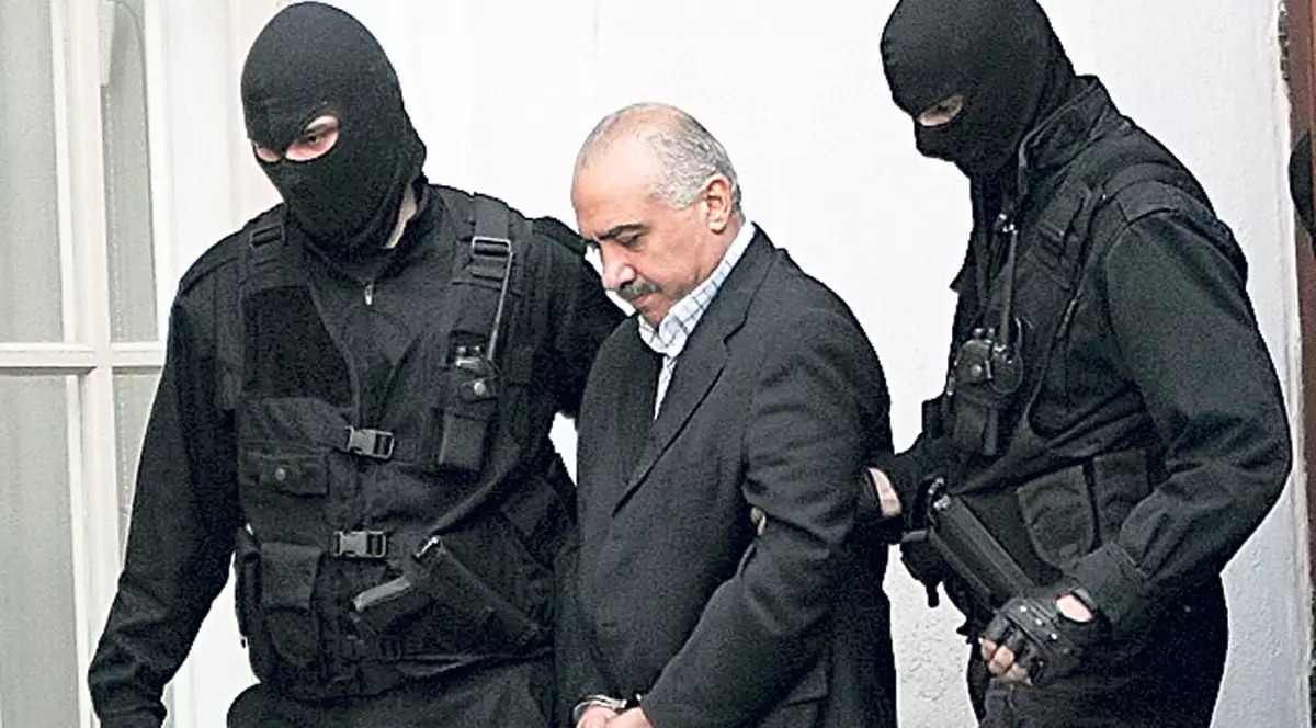 Omar Hayssam, păzit ca un şef de stat la audieri! Sirianul a fost scos ieri din celulă şi dus la Direcţia Naţională Anticorupţie