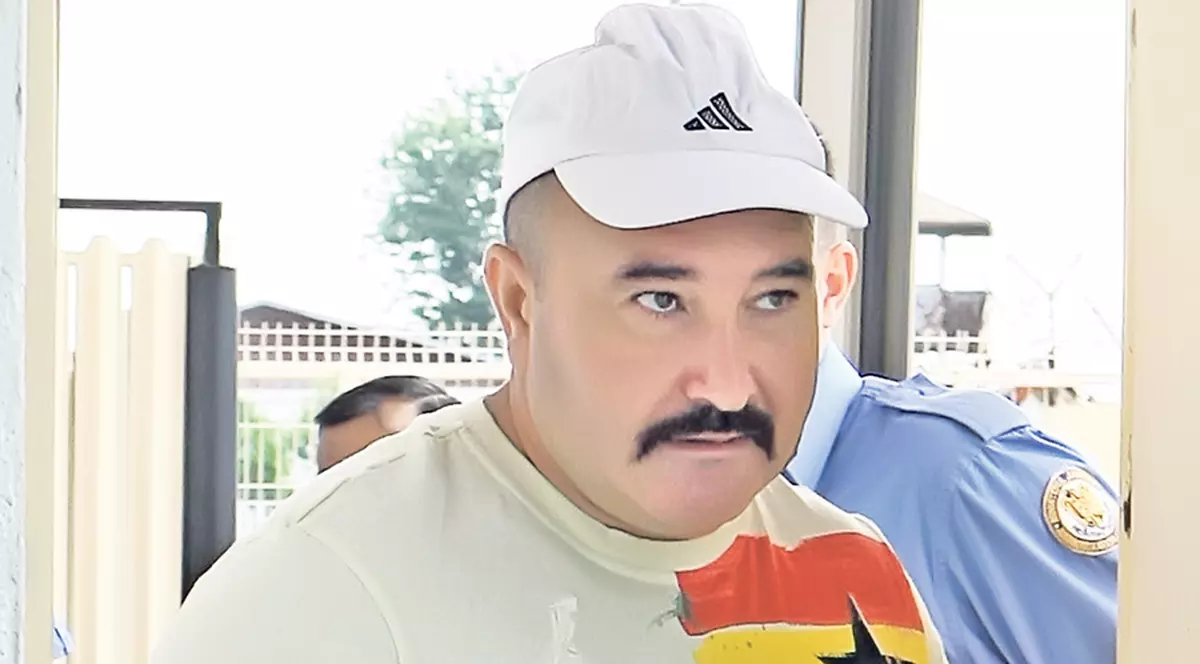 Nuţu Cămătaru, director de imagine la o firmă! Interlopii bucureşteni îşi găsesc joburi «cuminţi» ca să-şi mascheze afacerile