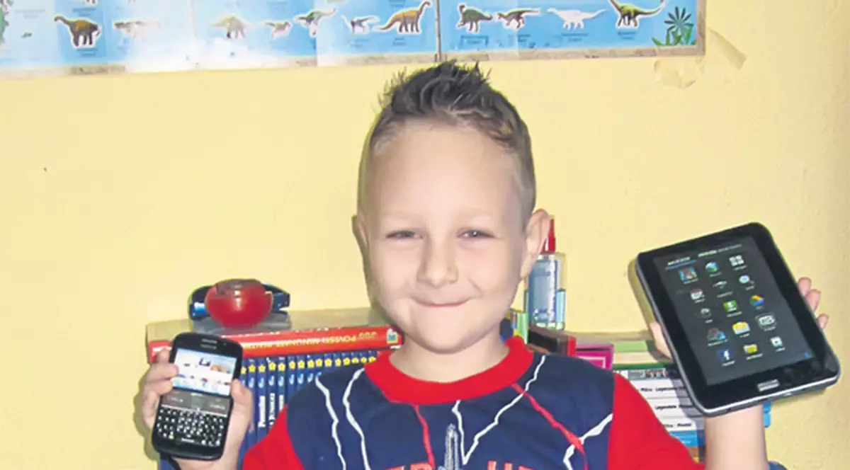 Prichindeii din Capitală, împătimiţi ai tehnologiei 