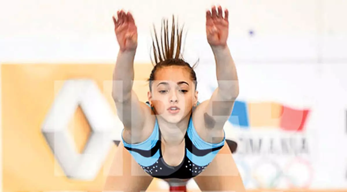 Trag tare pentru Mondiale! Sandra Izbaşa şi celelalte gimnaste din lotul olimpic se pregătesc de zor