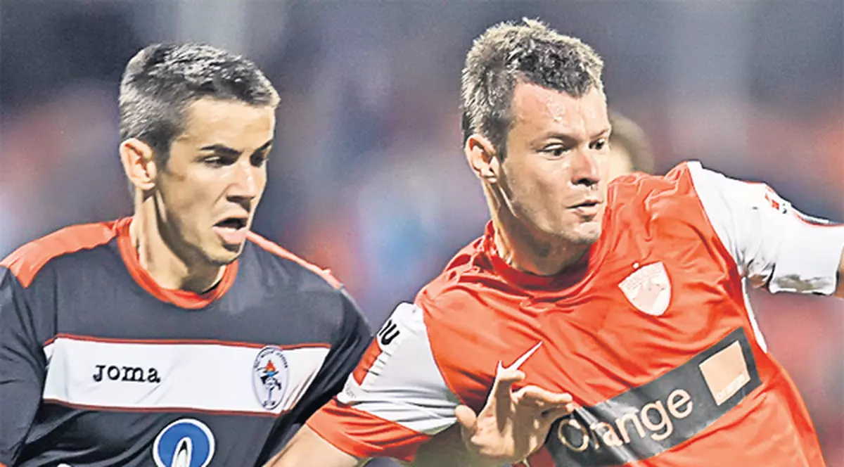 Marius Niculae: «Trag tare să rămân în China!»