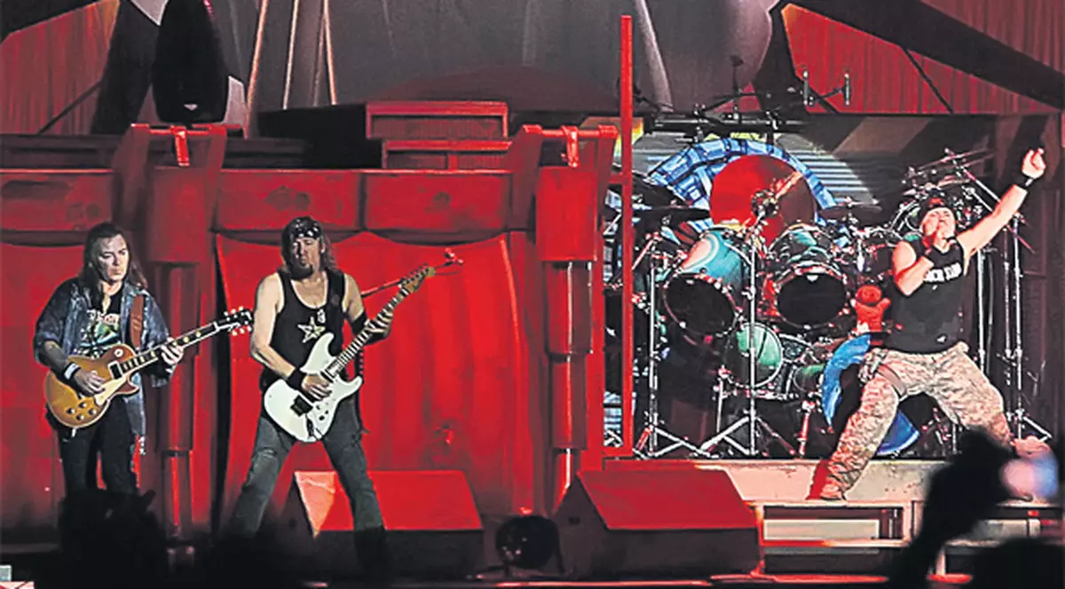 Iron Maiden zguduie astăzi Capitala