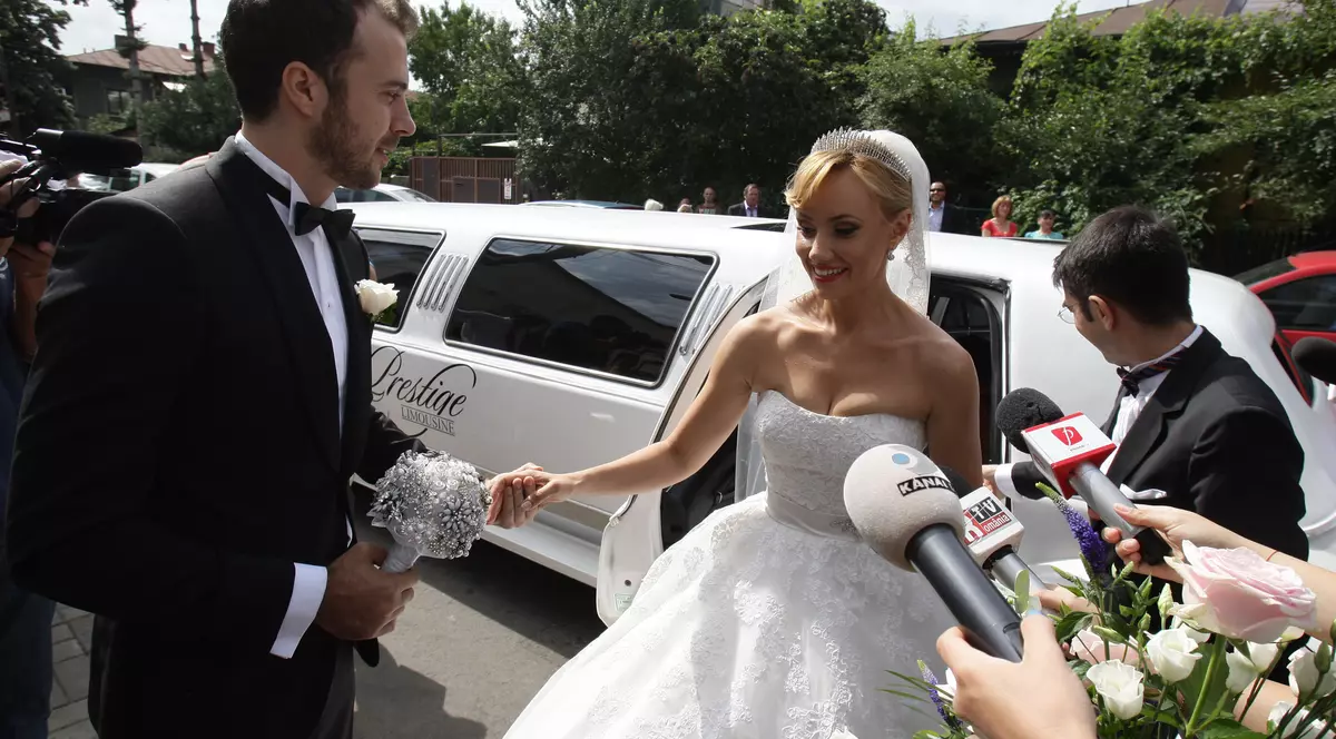 Ghici ce i-a cântat finul Naşului Găinuşă?