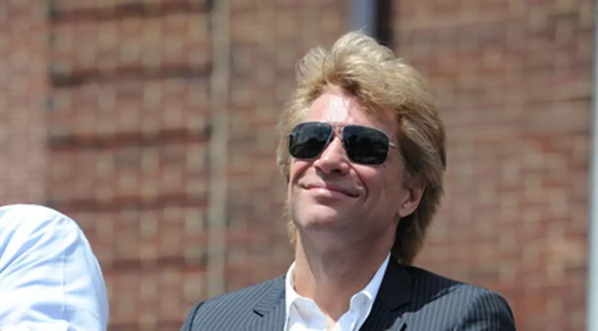 GESTUL FABULOS făcut de BON JOVI! MILIONARII de la noi ar TREBUI SĂ IA EXEMPLU!