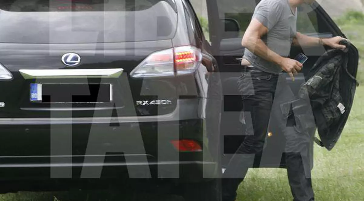 ÎNTÂLNIRE-SURPRIZĂ! Cu cine a făcut cunoştinţă Gerard Butler în Bucegi