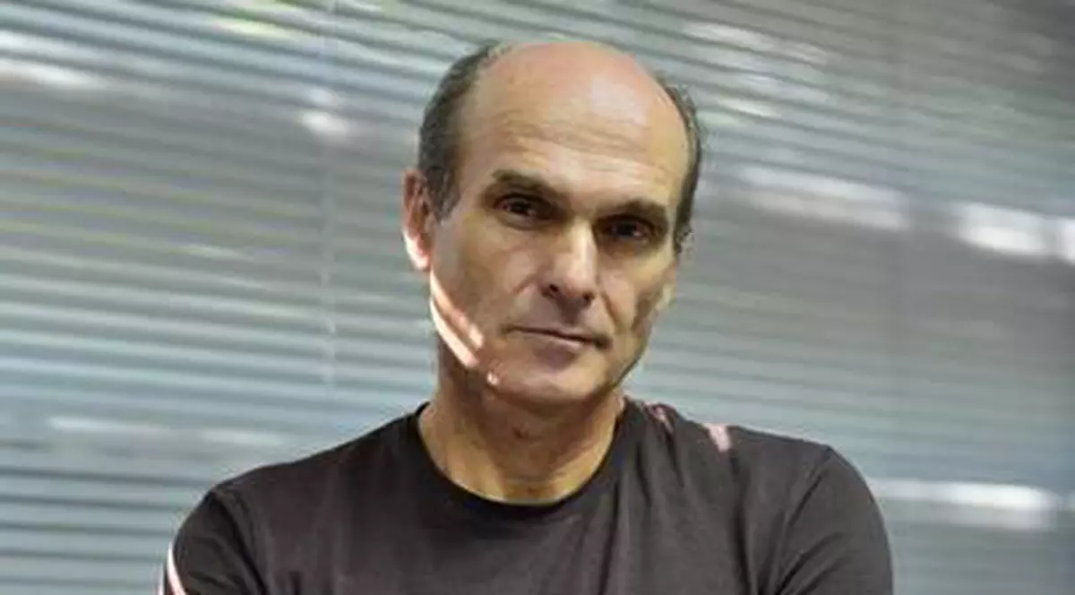 Cristian Tudor Popescu: "Şpaga generalizată e mai periculoasă decât plasarea şi consumul de droguri printre liceeni"