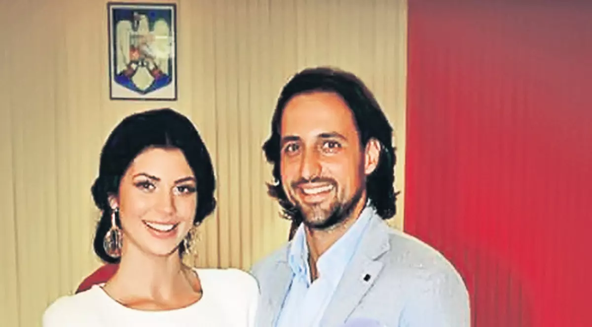 Denis Ştefan s-a însurat cu «Bebeluşa» lui gravidă