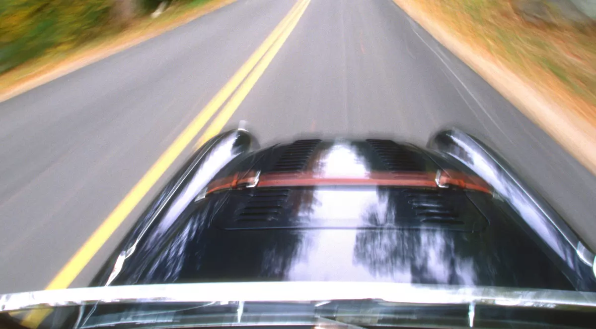 Uite CE MAŞINĂ ARE, ca să ştii DACĂ ÎŢI VA FI FIDEL