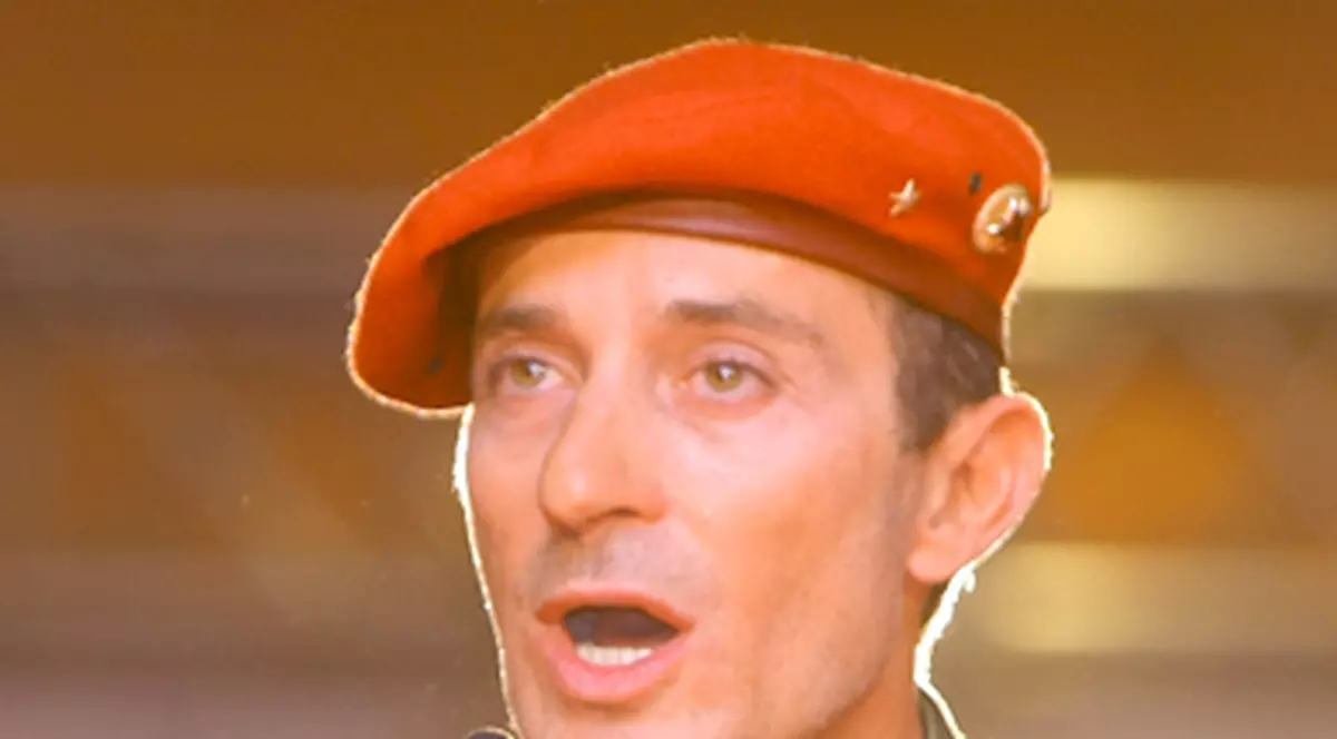 IUBITA OFICIALĂ a lui MAZĂRE şi-a sărbătorit ziua de naştere. Uite CE COMPROMIS A FĂCUT PENTRU EA excentricul primar | VIDEO