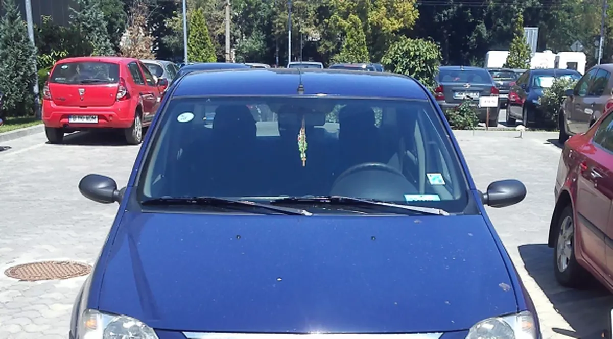 Maşinile parlamentarilor în pericol. Vezi ce a politician român a fost călcat de hoţi. FOTO în articol