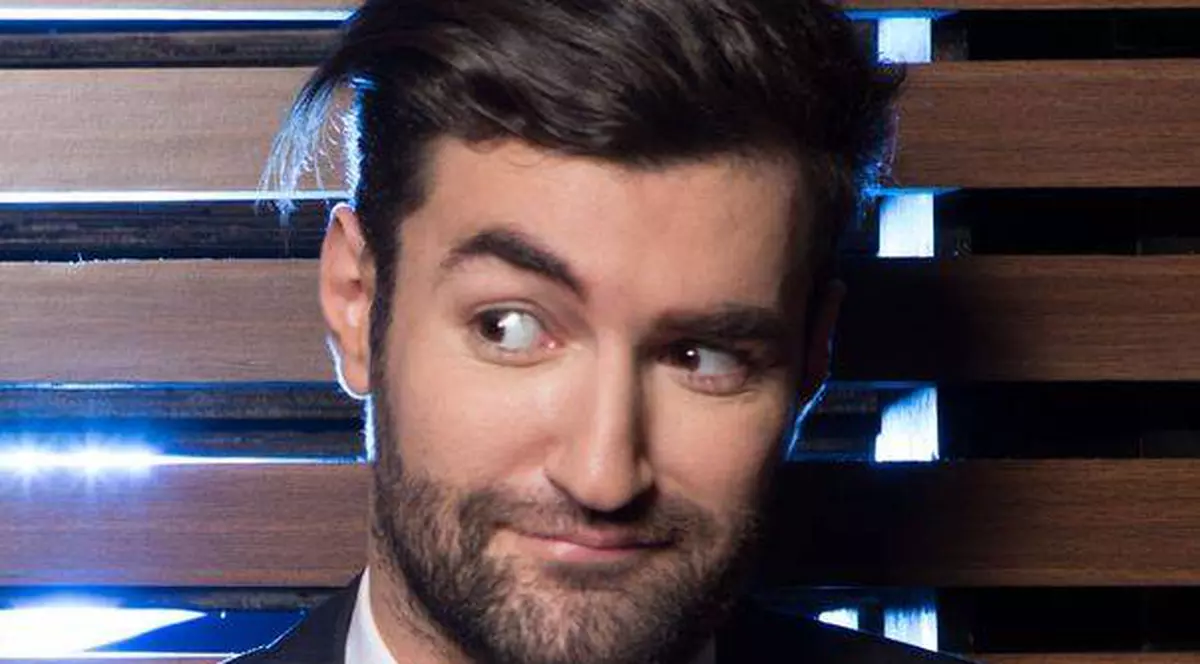 MĂRTURISIRI INEDITE! Smiley: "A fost DRAGOSTE LA PRIMA VEDERE şi e CA O CĂSĂTORIE". Vezi la CINE se referă!