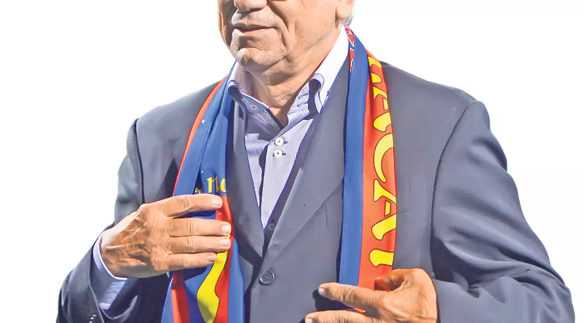 După prestaţia din Supercupa României, Steaua e lăudată şi în acelaşi timp avertizată de Emeric Ienei: «Drumul e bun, dar să nu fie prea scurt!»