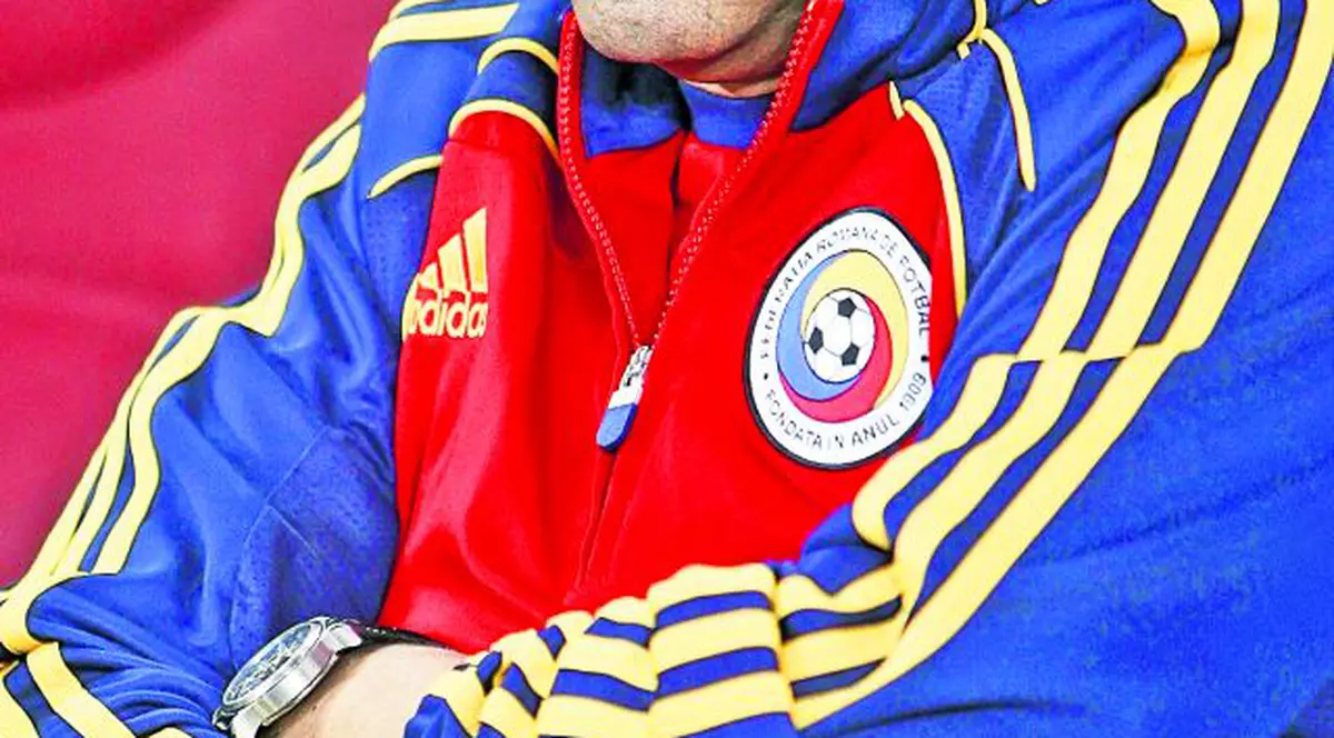 Piţi, dator 12.000 de lei pe lună!