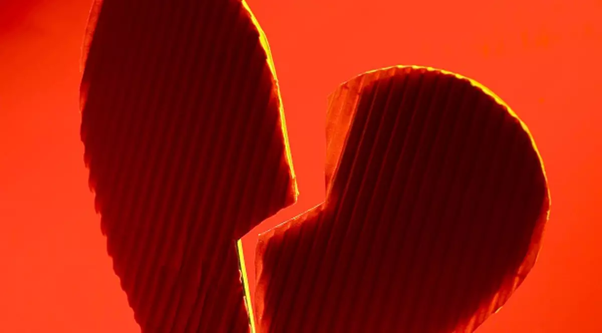 ÎNCĂ O DESPĂRŢIRE ÎN SHOWBIZ! Toţi se aşteptau la nuntă, dar ei şi-au spus adio!