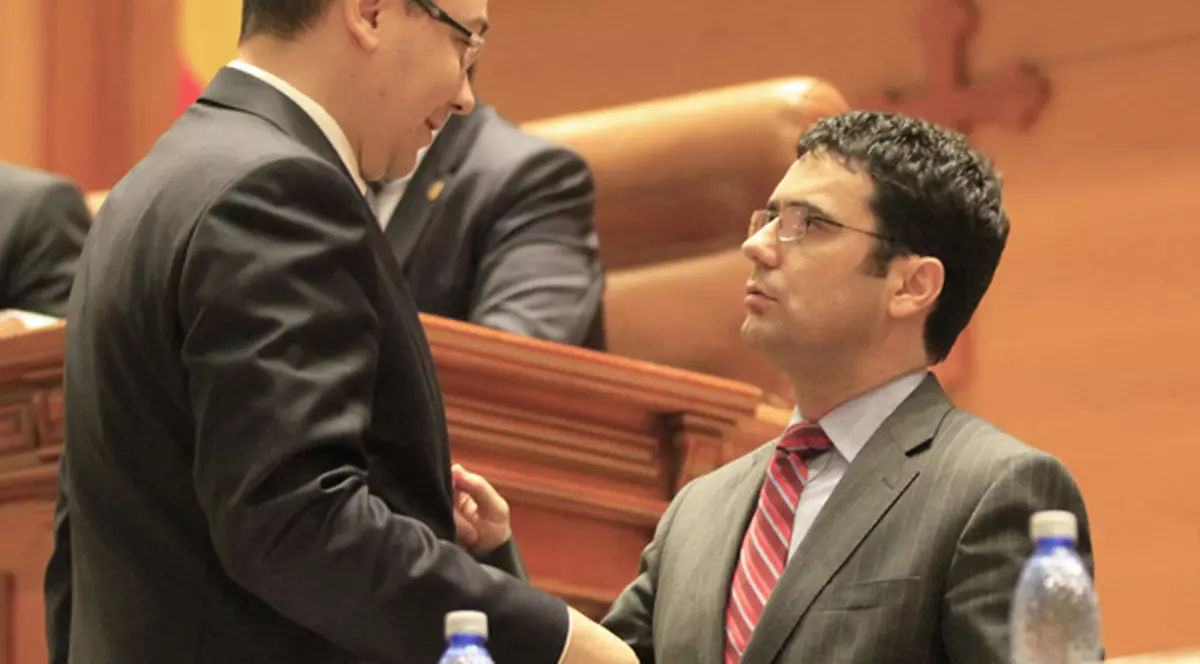 Ministrul Educaţiei, luat la ţintă de Victor Ponta! Motivul INCREDIBIL pentru care a fost certat Remus Pricopie