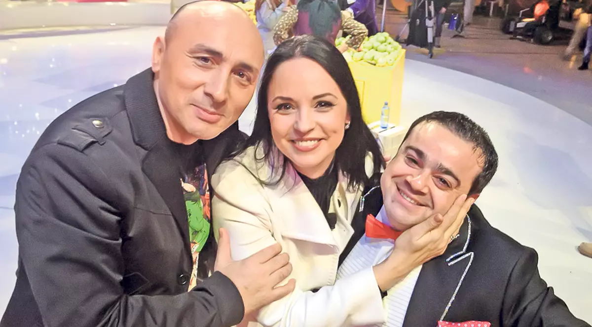 FOTOGRAFIE DE COLECŢIE! ANDREEA MARIN l-a topit pe Minune!