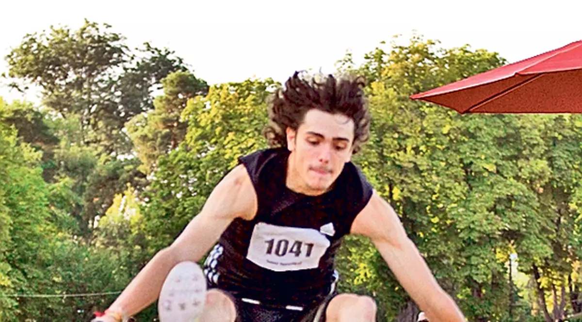 Vali Toboc a pierdut titlul naţional la lungime şi a contestat vehement anularea ultimei sale sărituri! VEZI CUM a reacționat