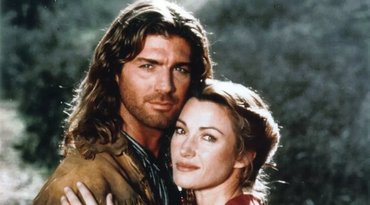 Este INCREDIBIL CÂT DE BINE ARATĂ, la 62 de ani, Dr. Quinn! Vezi cu ce SILUETĂ DE ADOLESCENTĂ se mândreşte! FOTO