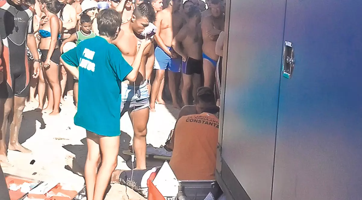 Atenţie la pericolele de pe litoral! Un adolescent s-a electrocutat în parcul de distracţii din Eforie Nord și a murit