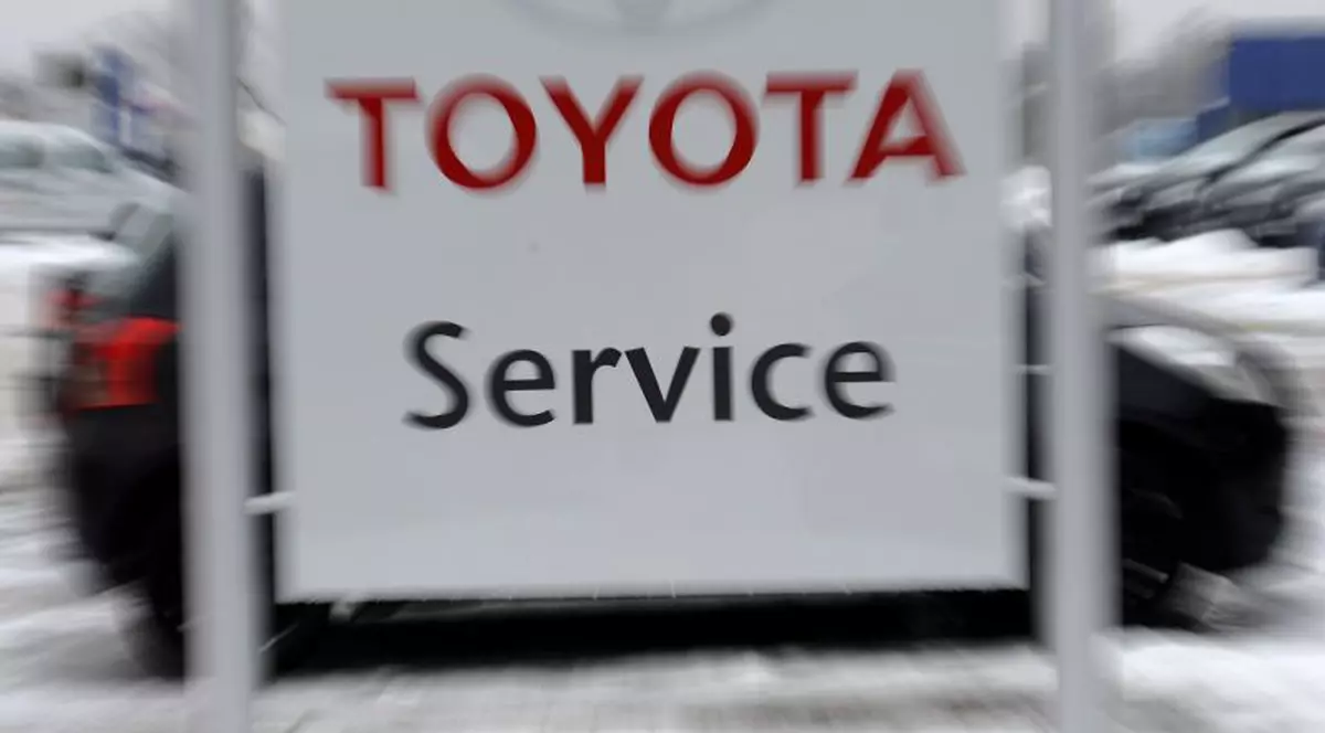 Toyota, Honda şi Nissan recheamă în service maşini vândute în România