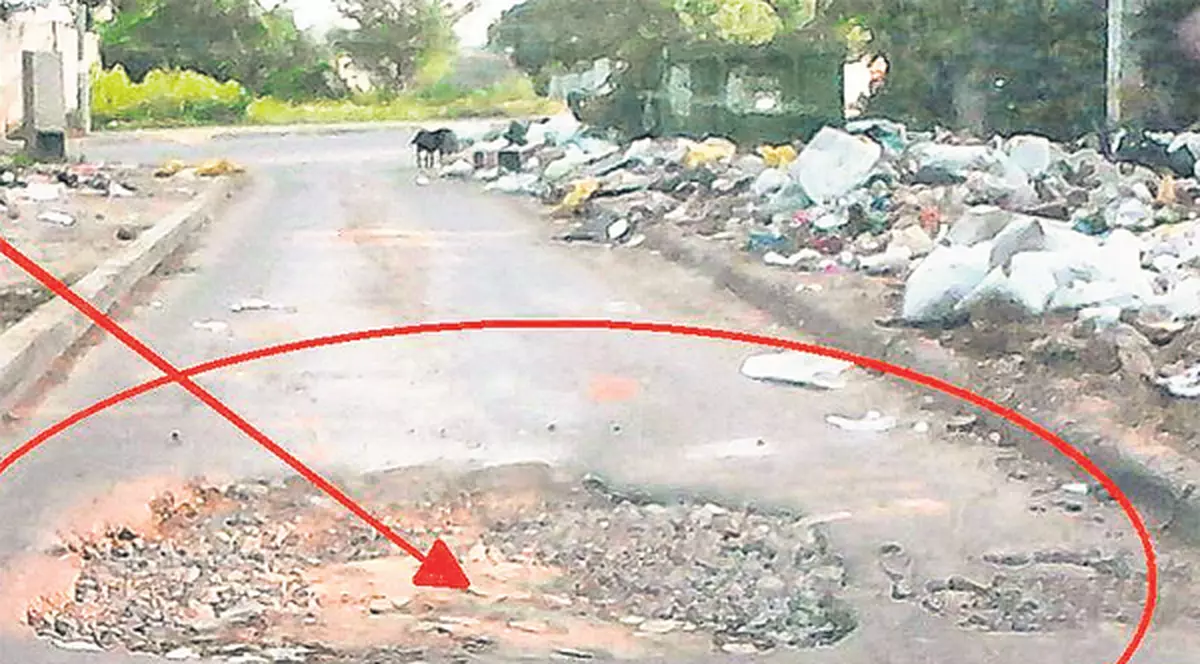 Ne scriu cititorii | «Astupaţi gropile de pe strada Cladova!»