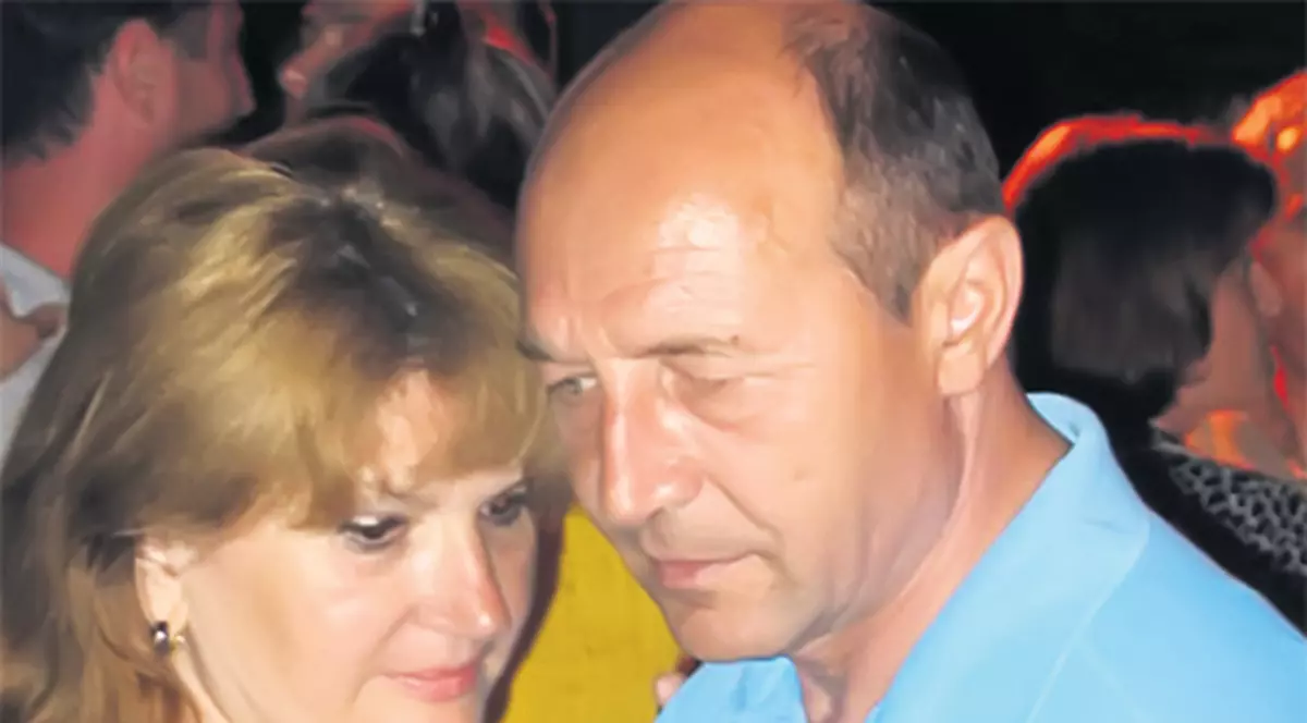 De la mare, Traian Băsescu ne dă veşti bune despre economie