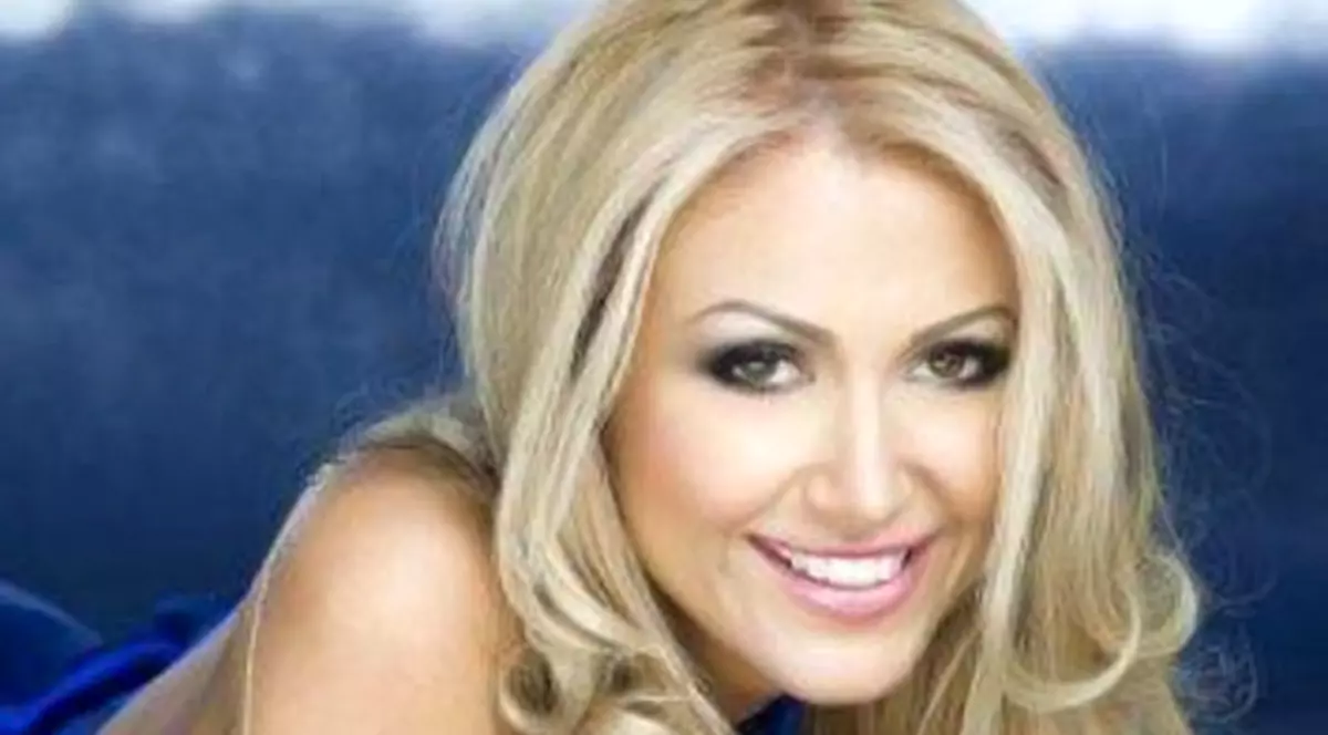 UITE CE MAI FACE ANAMARIA FERENTZ PRIN AMERICA! | FOTO