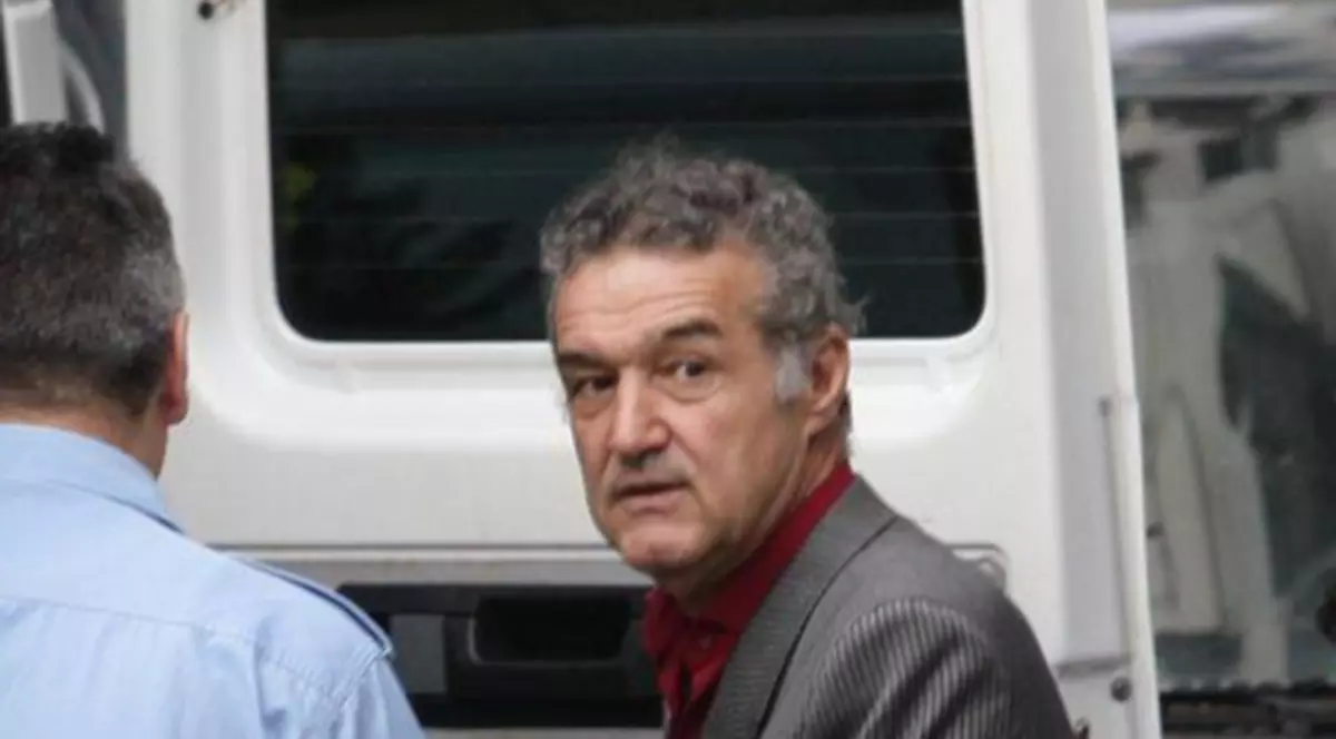 Gigi Becali: "M-am învăţat cu puşcăria! EU AM CONDIŢII DE HOTEL ŞI SUNT TRATAT CA UN PRINŢ"
