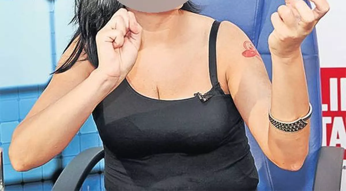 A LUAT FOC: "TRĂIM ÎN ŢARA DERBEDELACULUI ŞI A TÂRFOTECII!" | FOTO