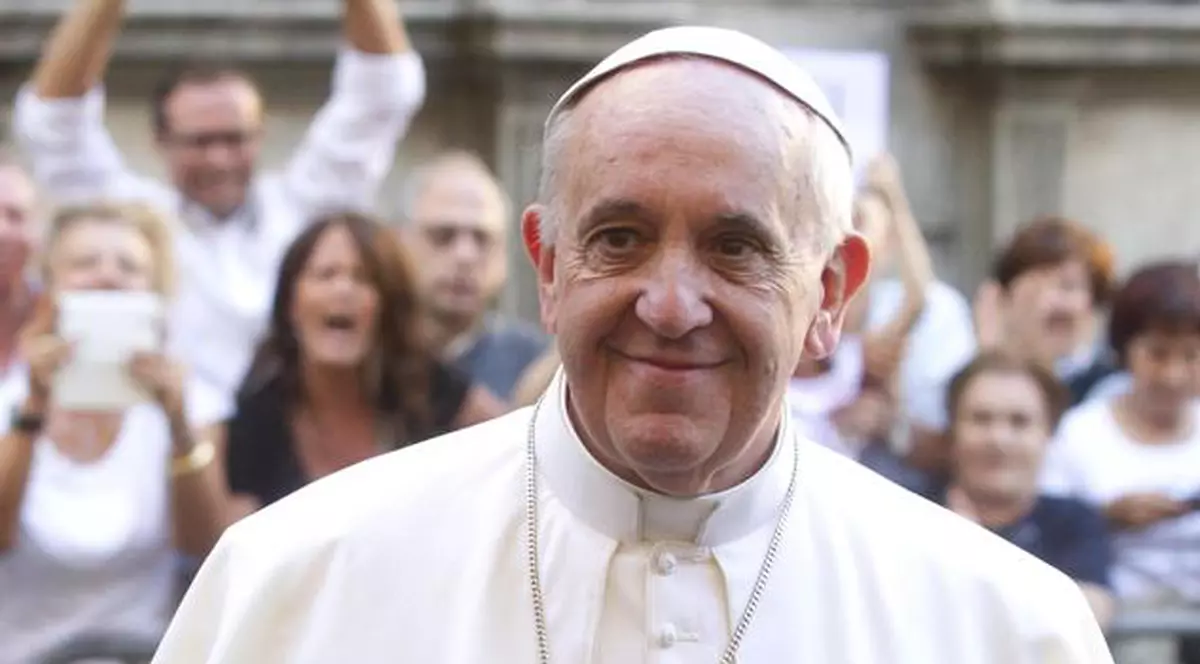 A ajuns Papă, însă inima lui TÂNJEŞTE după o MICĂ PLĂCERE NEVINOVATĂ! Vezi pentru ce PLĂTEŞTE LUNAR o COTIZAŢIE în ţara lui natală, Argentina! FOTO