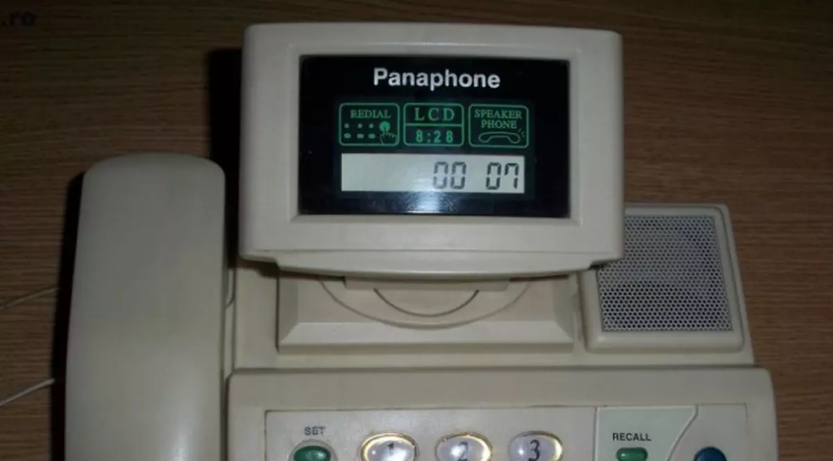 Tot mai mulţi români sunt ţepuiţi prin telefon! Vezi cum trebuie să te fereşti de escroci!